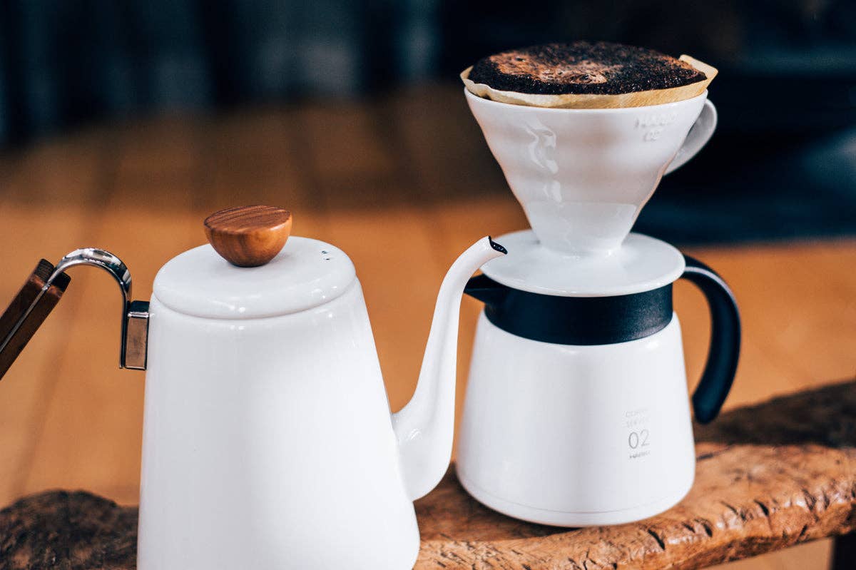 Bona Enamel Pour Over Coffee Kettle with Wood Handle, 800mL — Hario