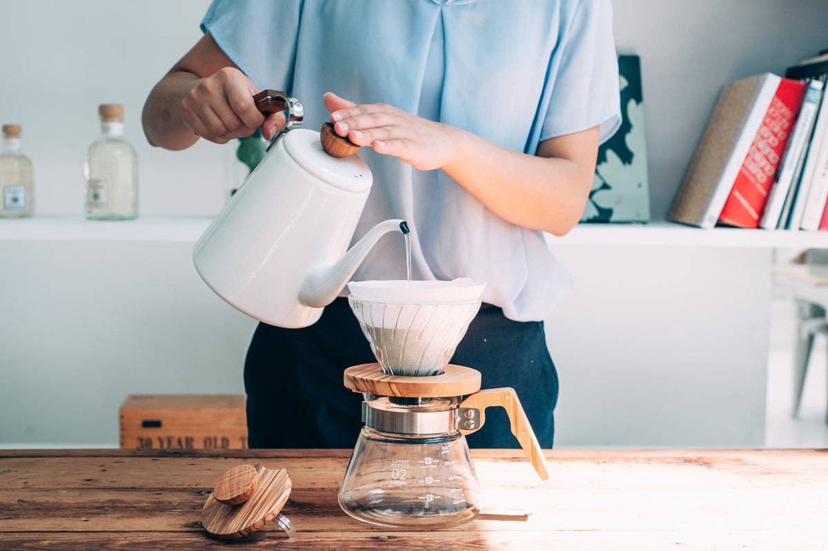 Bona Enamel Pour Over Coffee Kettle with Wood Handle, 800mL — Hario