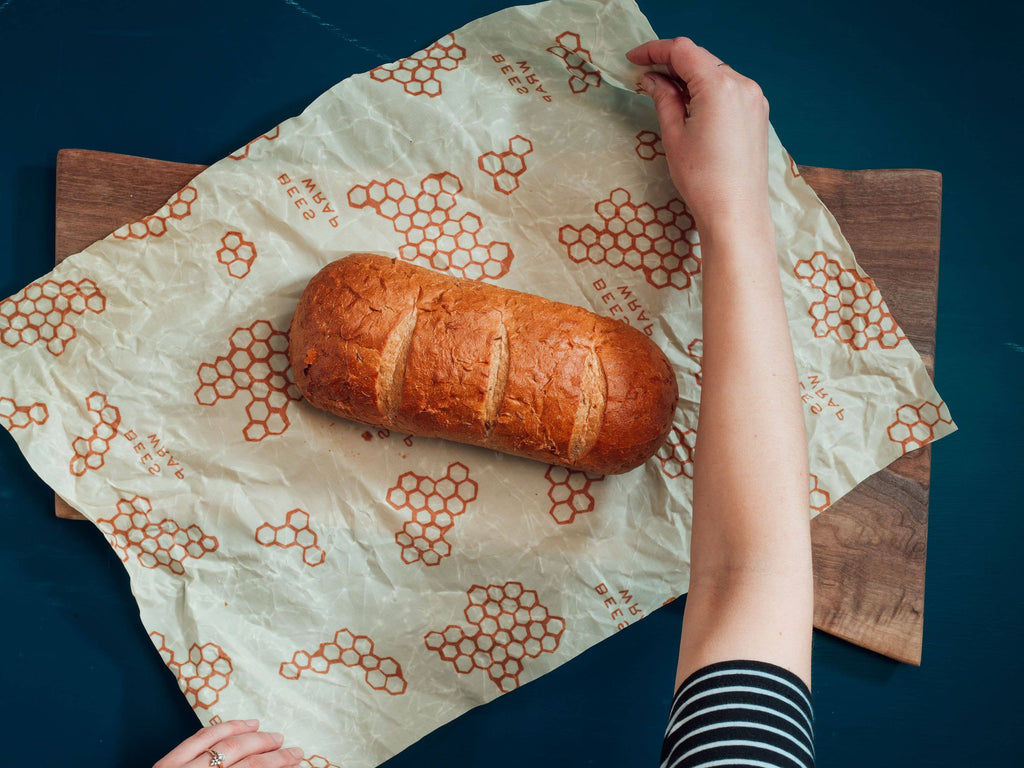 Reusable Beeswax Bread Wrap – Organic Cotton Bread Storage Wrap (XL)