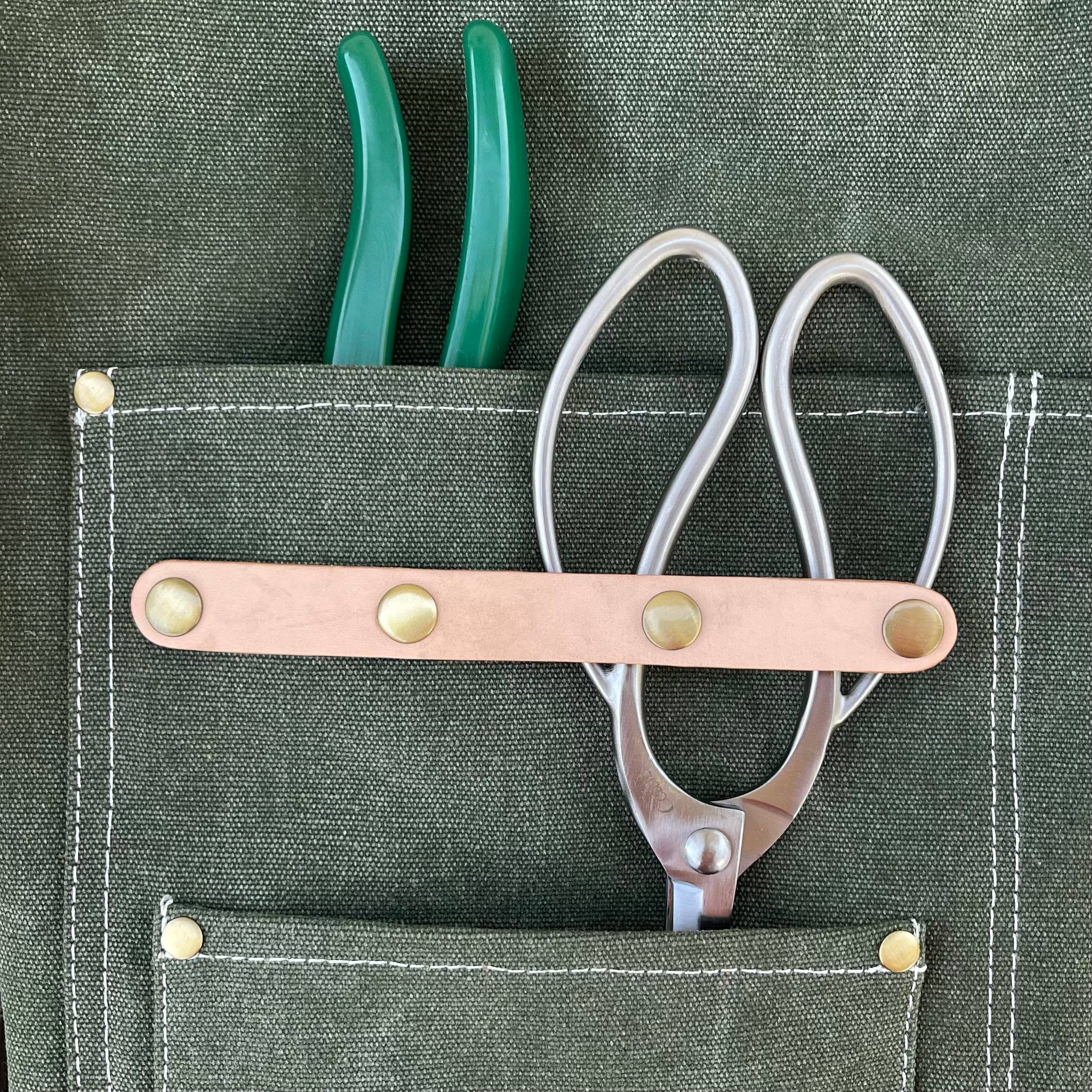 Gardening Apron, Waxed Canvas Apron with Pockets