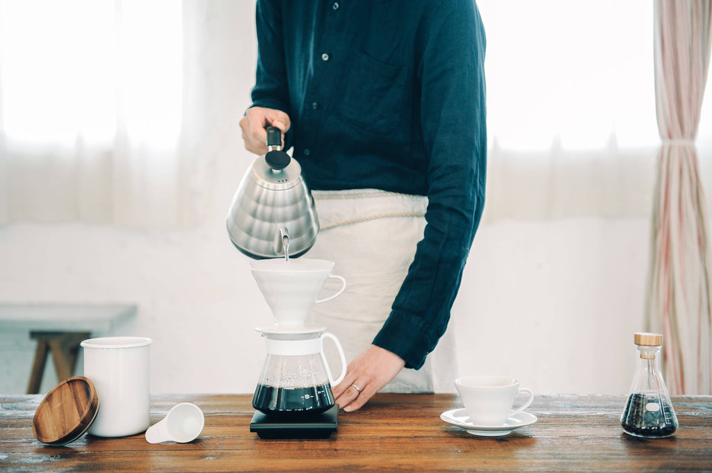 Hario V60 Ceramic Pour Over Coffee Set