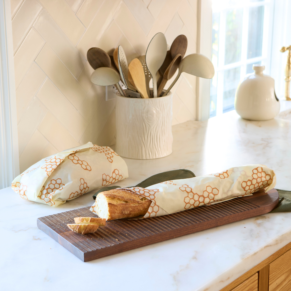 Reusable Beeswax Bread Wrap – Organic Cotton Bread Storage Wrap (XL)
