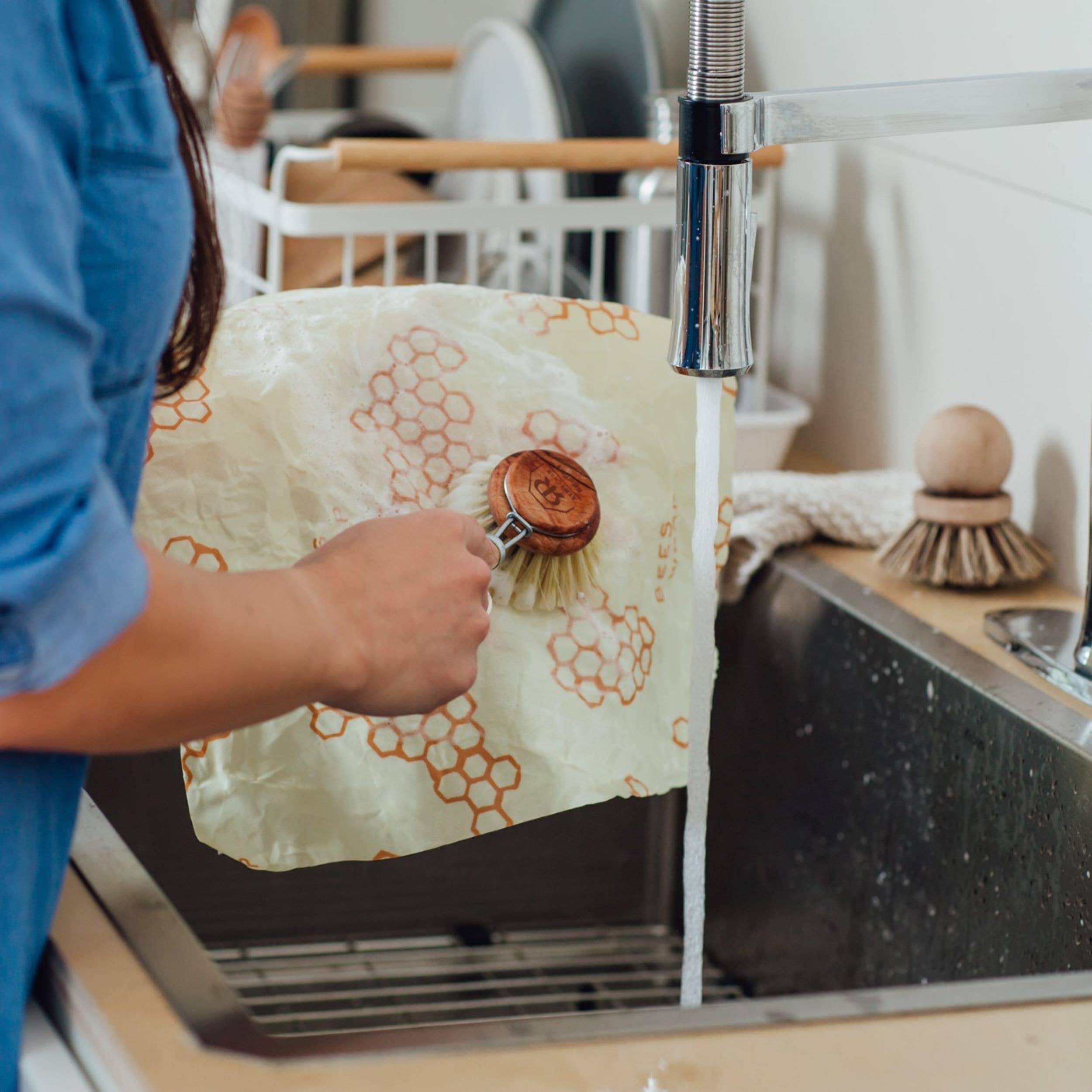 Reusable Beeswax Bread Wrap – Organic Cotton Bread Storage Wrap (XL)