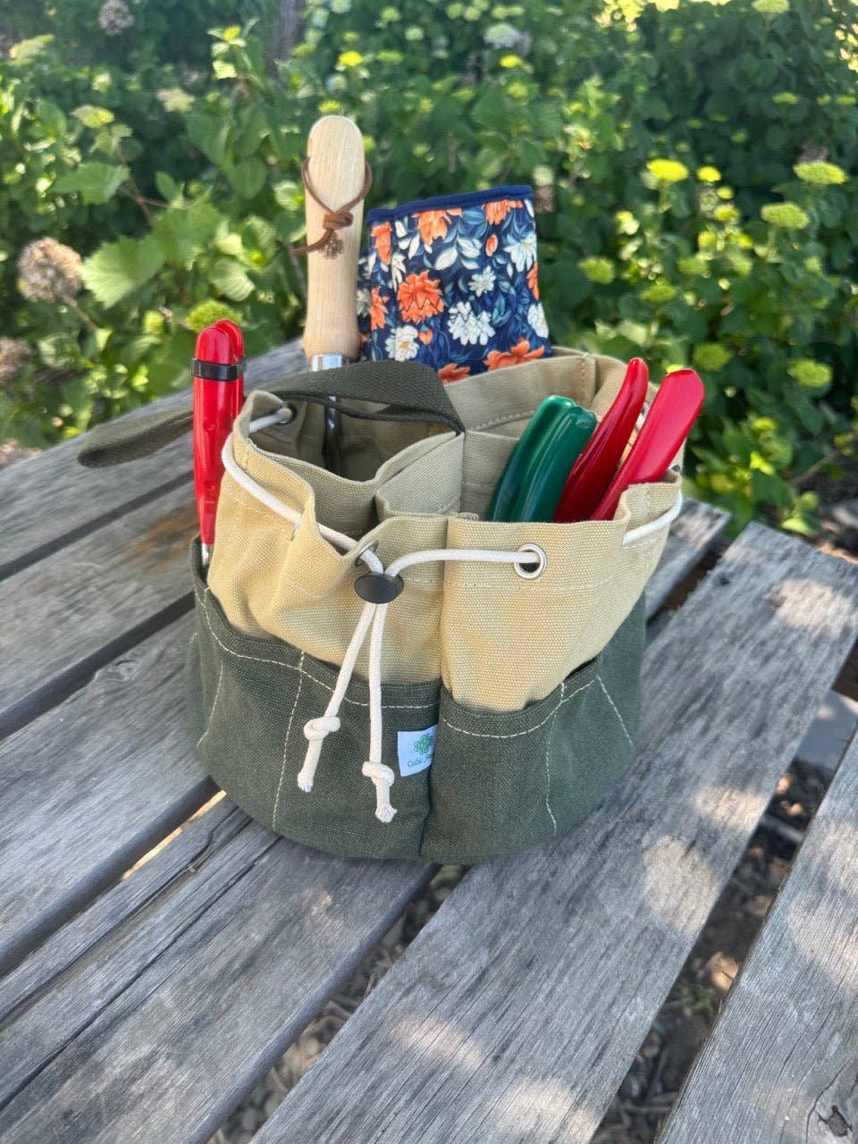 Waxed Canvas Garden Tool Organizer, Charming Bucket Tote for Cottage Garden Storage
