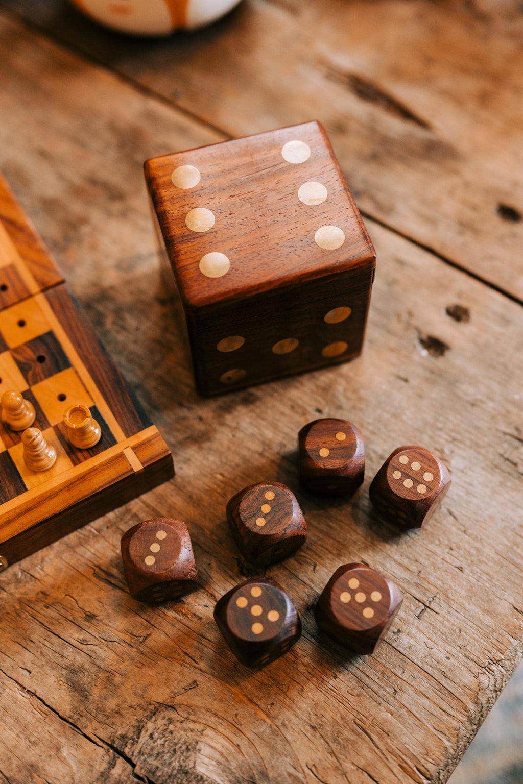 Handcrafted Indian Rosewood Dice Box with Brass Dice