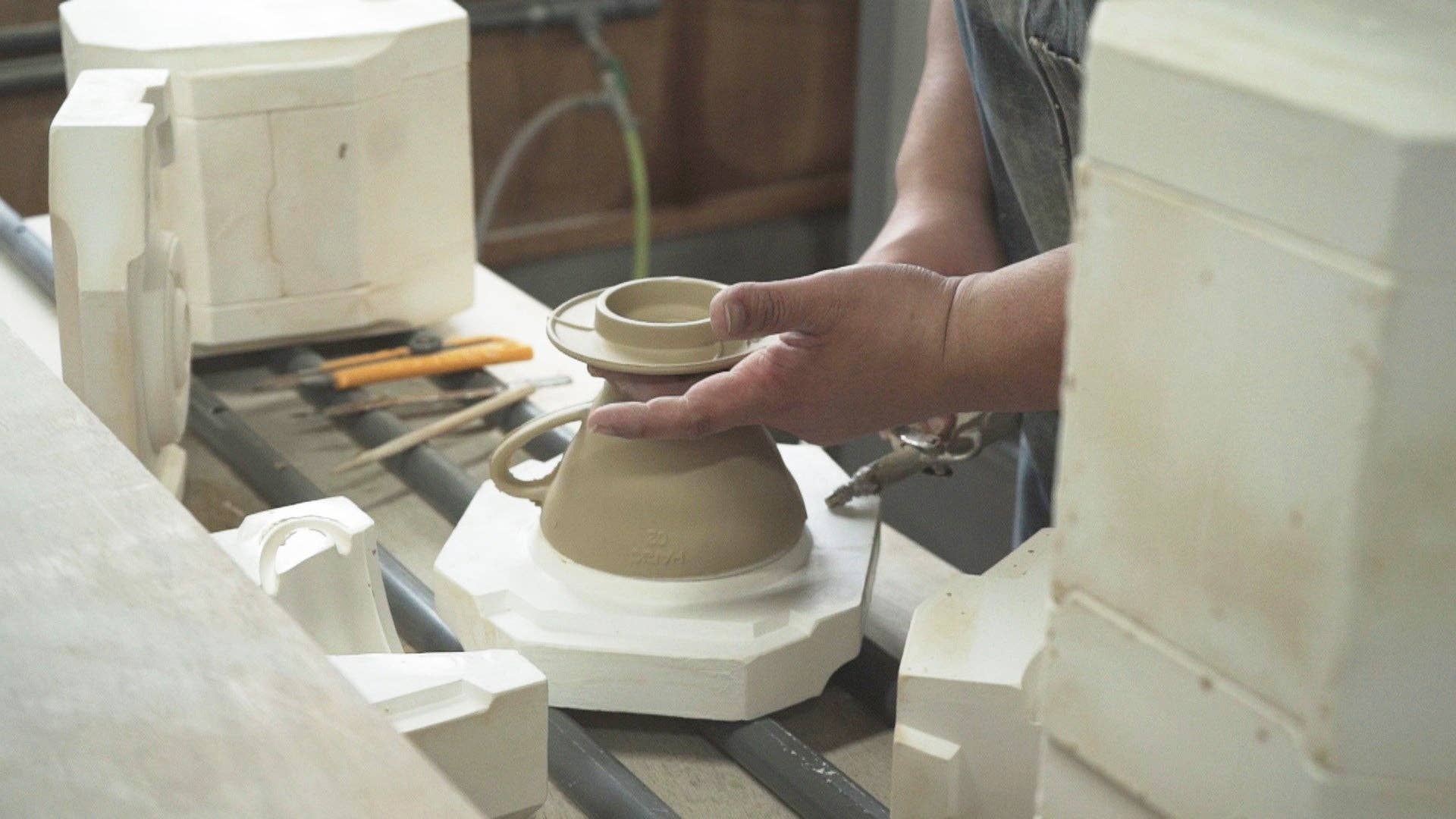 Hario V60 Ceramic Pour Over Coffee Set