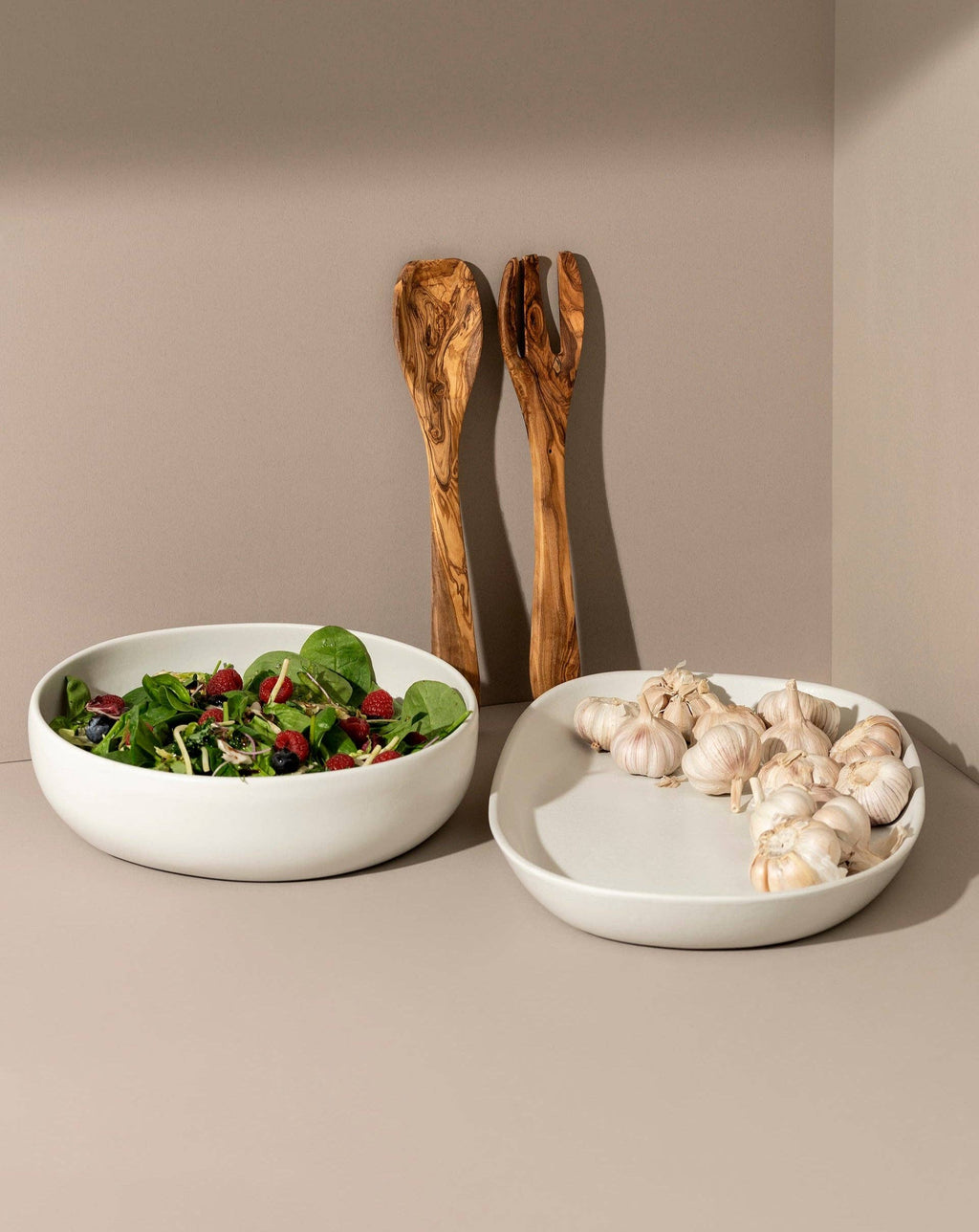 GHARYAN Handmade Stoneware Serving Platter, Bowl & Olive Wood Utensil Set