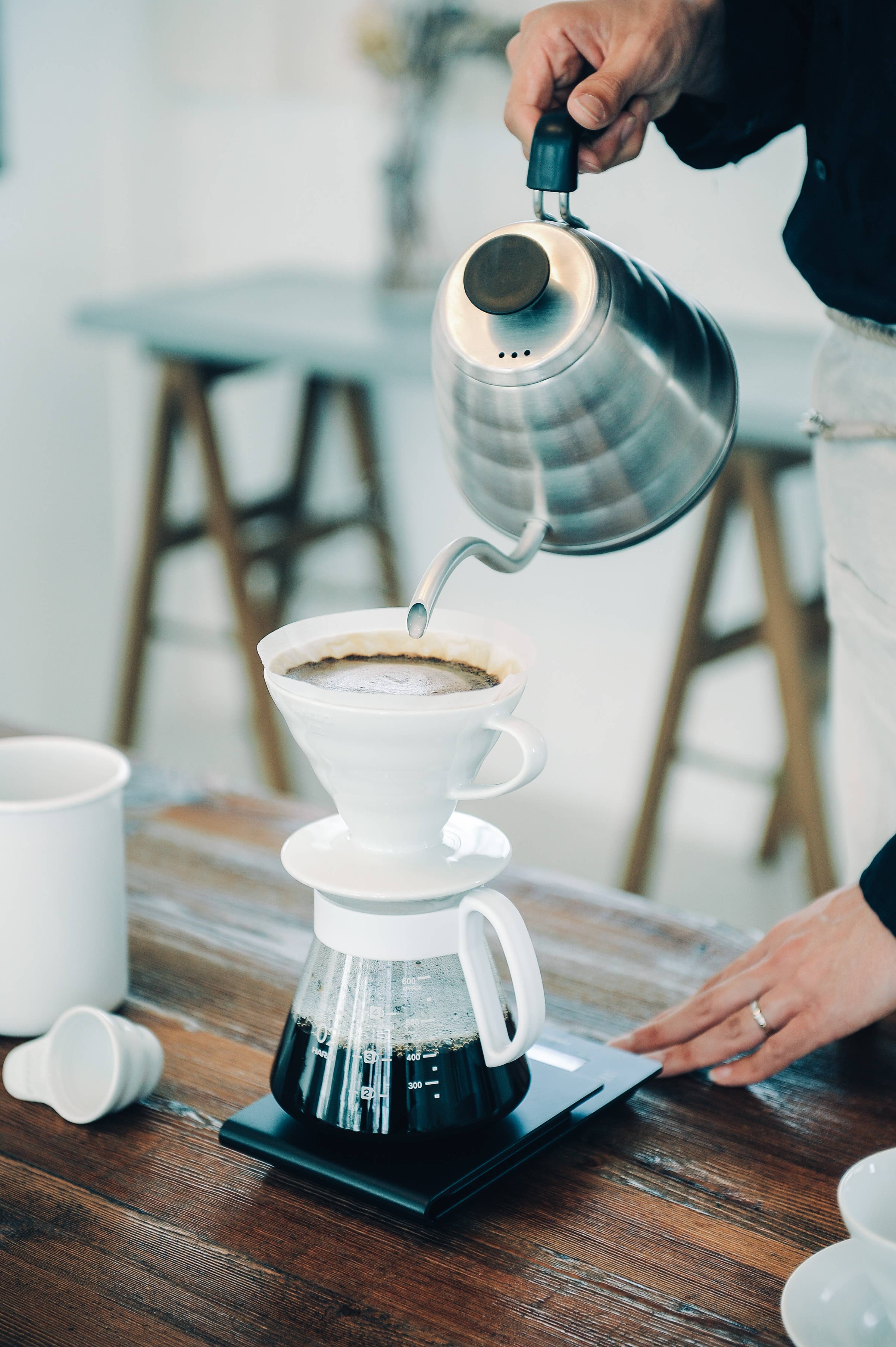 Hario V60 Ceramic Pour Over Coffee Set