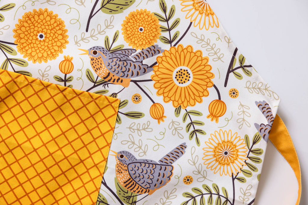 Gingiber Mums & Robins Apron | Artisan-Illustrated Cotton Kitchen Wear
