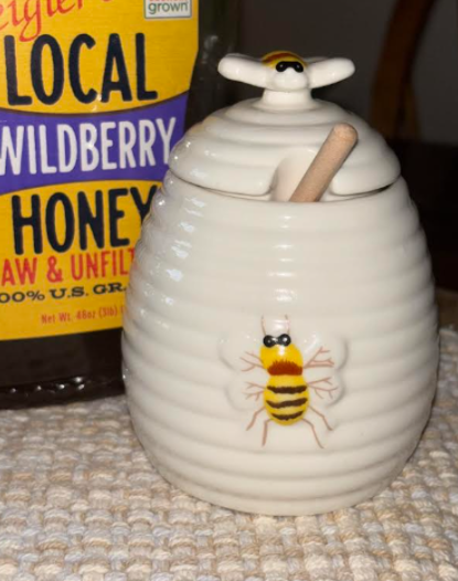 Charming Beehive Honey Pot with Wooden Dipper, Porcelain