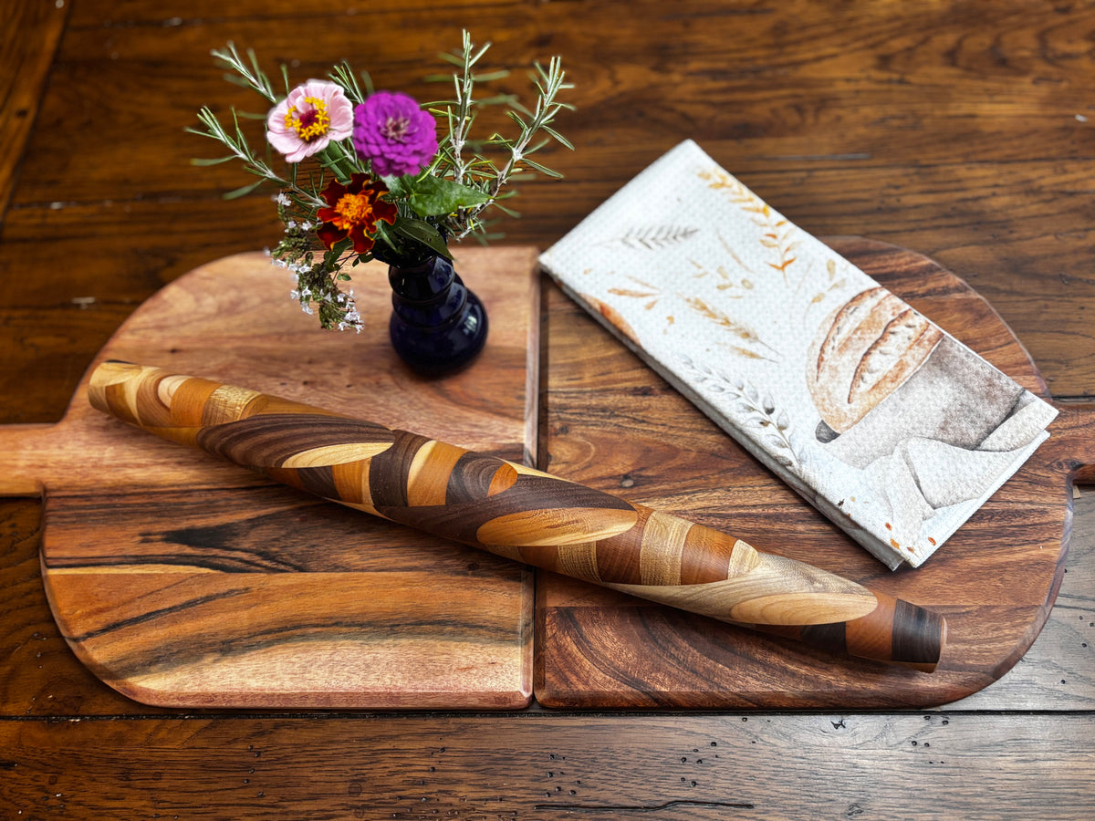 Photos to take:
Miss Clarissa
Sleeping Whiskers (new & existing)
Enamel T pot
Forest Jeannie Ice Cream Bowls
Rice Pot
Knot Works Christmas Ornaments
